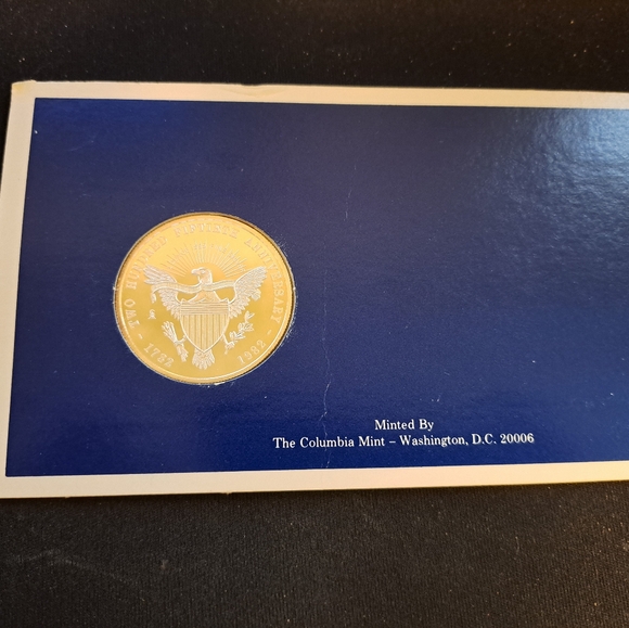 George Washington 250th anniversary  1982 one ounce silver numbered  in blister - Picture 6 of 6